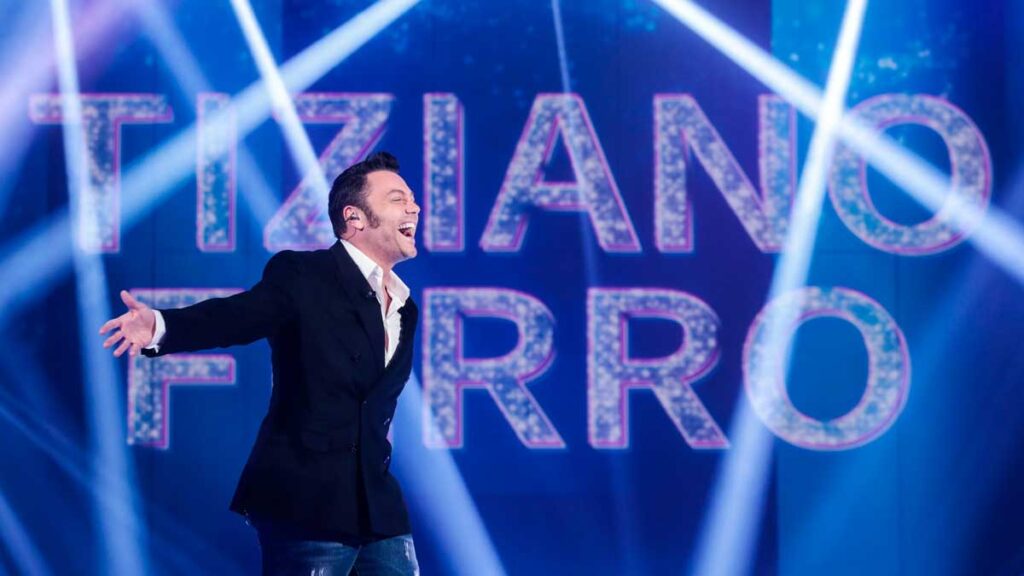 Tiziano Ferro, super ospite della prima serata di Sanremo 2026